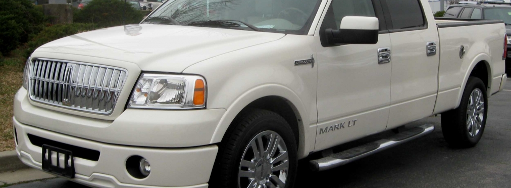 Lincoln Mark LT 5.0 AT (360 л.с.) 4WD