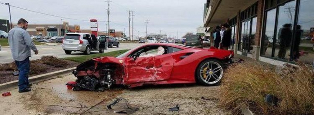 В США 18-летний «шумахер» разбил новую Ferrari