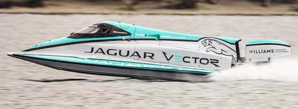 Jaguar стал рекордменом скорости на воде