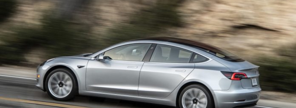 Tesla Model 3 вошла в десятку самых продаваемых авто в США