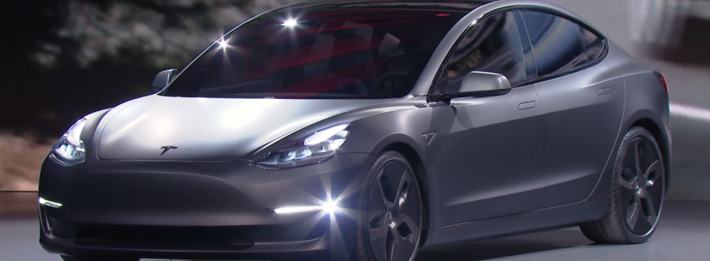 Все плюсы и минусы Tesla Model 3