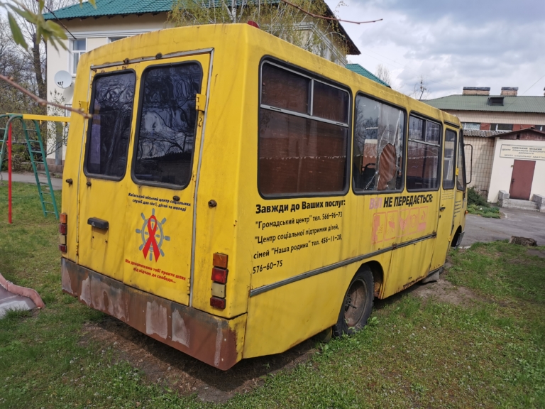 В Украине замечен редкий автобус «Дніпро» 2