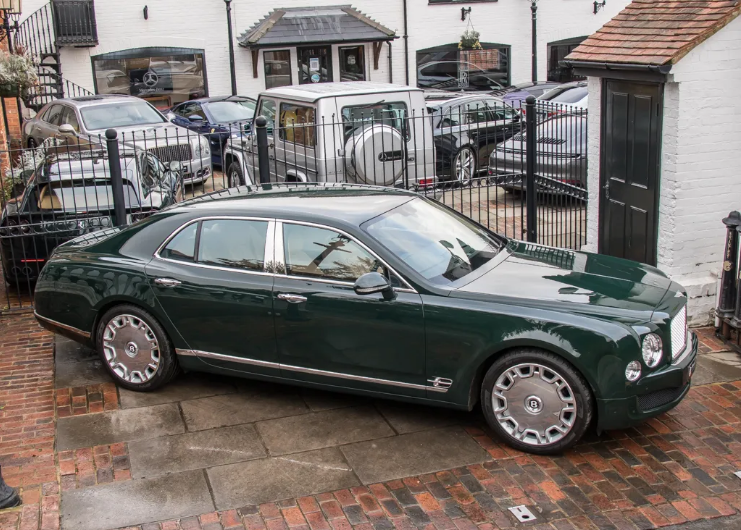 На продажу выставили Bentley Елизаветы II за 200тыс. фунтов 3