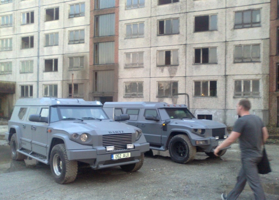 Звезды и эксклюзивные авто, которые были замечены в Чернобыле за 35 лет 2