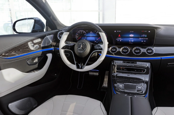 Обновленный Mercedes-Benz CLS 2021 представлен официально 2