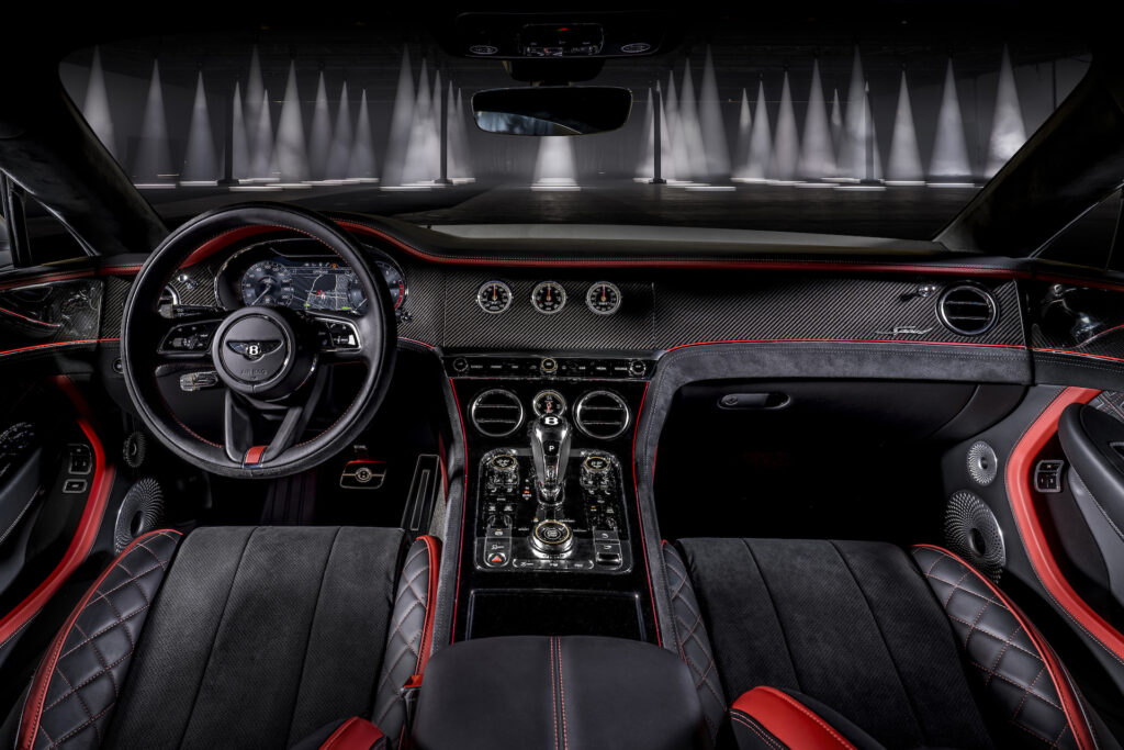  Bentley презентовал самую динамичную в истории версию Continental GT Speed 2021 года 2