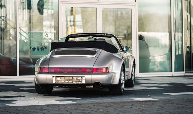 Porsche Марадонны продали с аукциона за 483тыс. евро 3