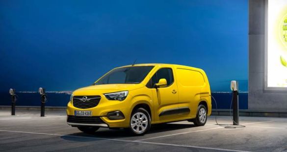 Компания Opel провела официальную презентацию фургона Combo-e  2