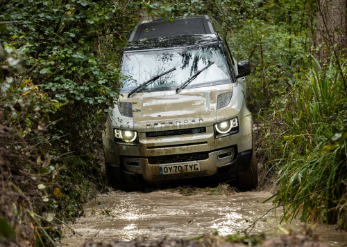 Объявлены цены нового Land Rover Defender в Украине 2