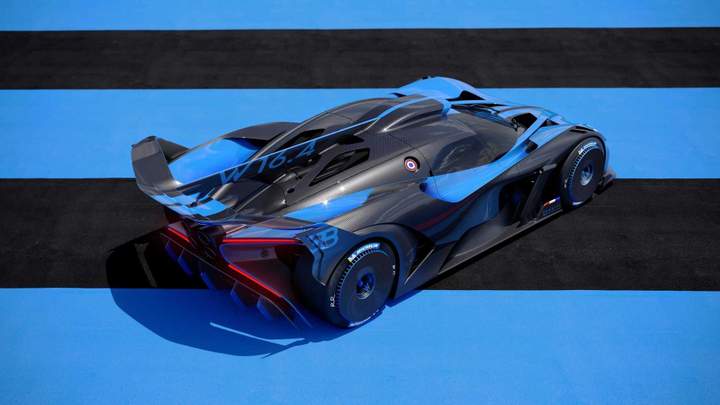 Bugatti представила трековый суперкар Bolide 2