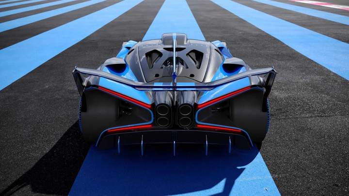 Bugatti представила трековый суперкар Bolide 3