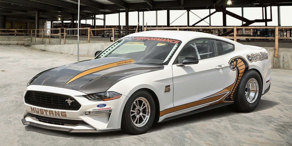 Ford превратил Mustang в рекордный дрэгстер 1