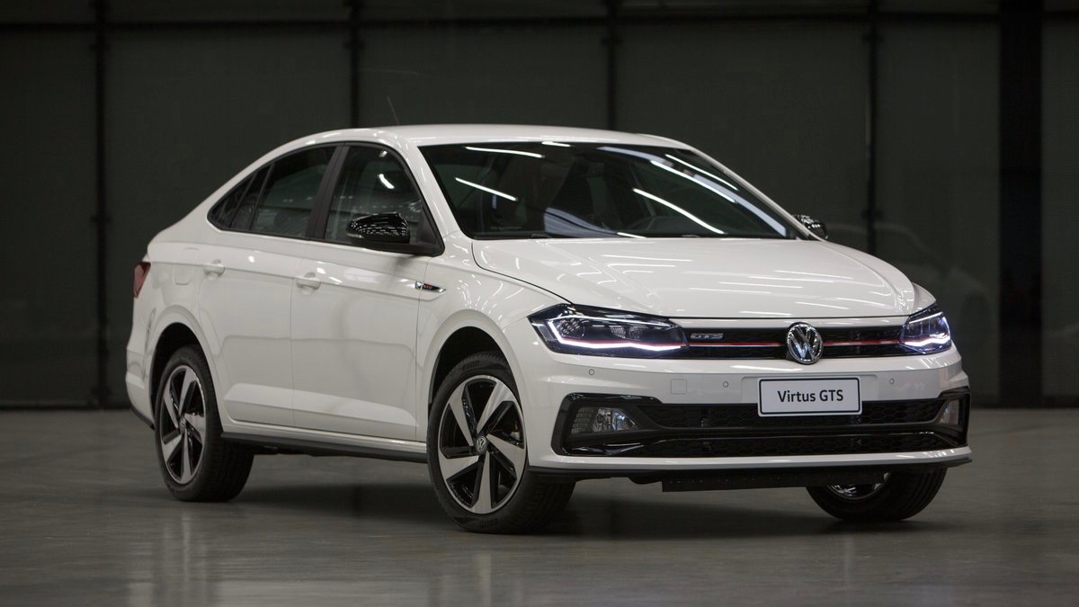 Новый седан VW Polo «зарядили» на 150 сил 1