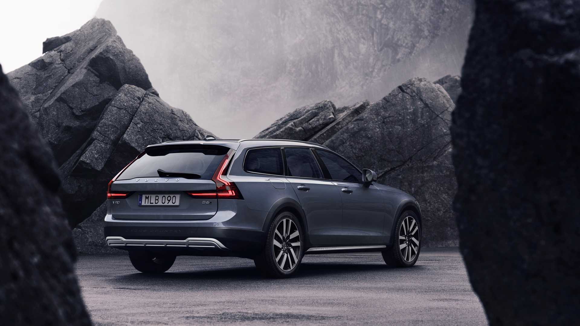 Флагманские Volvo обновились и научились имитировать джаз-клуб 4