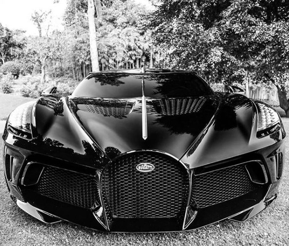 Самое дорогое авто современности Bugatti La Voiture Noire – экстремальная роскошь 2