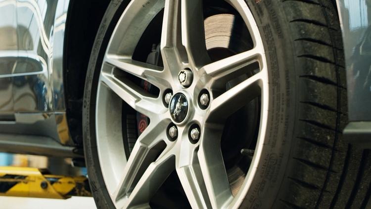 Ford разработал инновационную систему защиты колес автомобиля от кражи 1