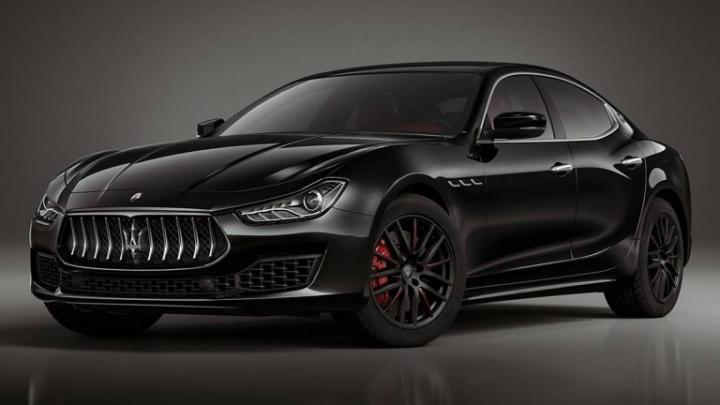 Maserati презентует свой первый гибрид 1