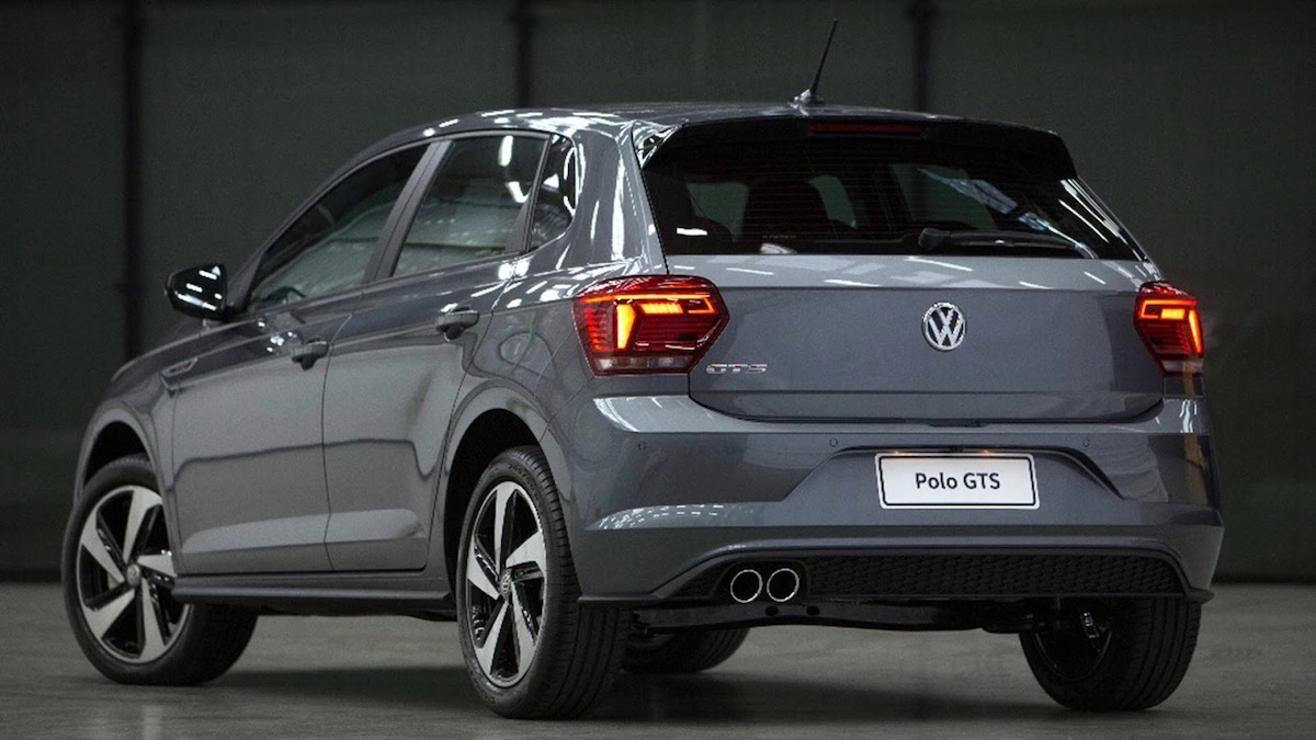 Новый седан VW Polo «зарядили» на 150 сил 2