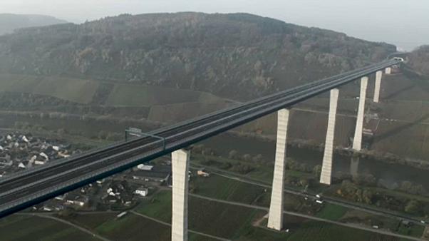 В Германии открыли самый высокий автомобильный мост в Европе 1