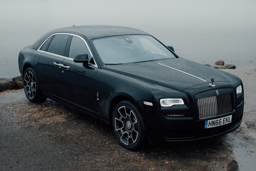 Rolls-Royce прекратил выпуск автомобиля Ghost 1
