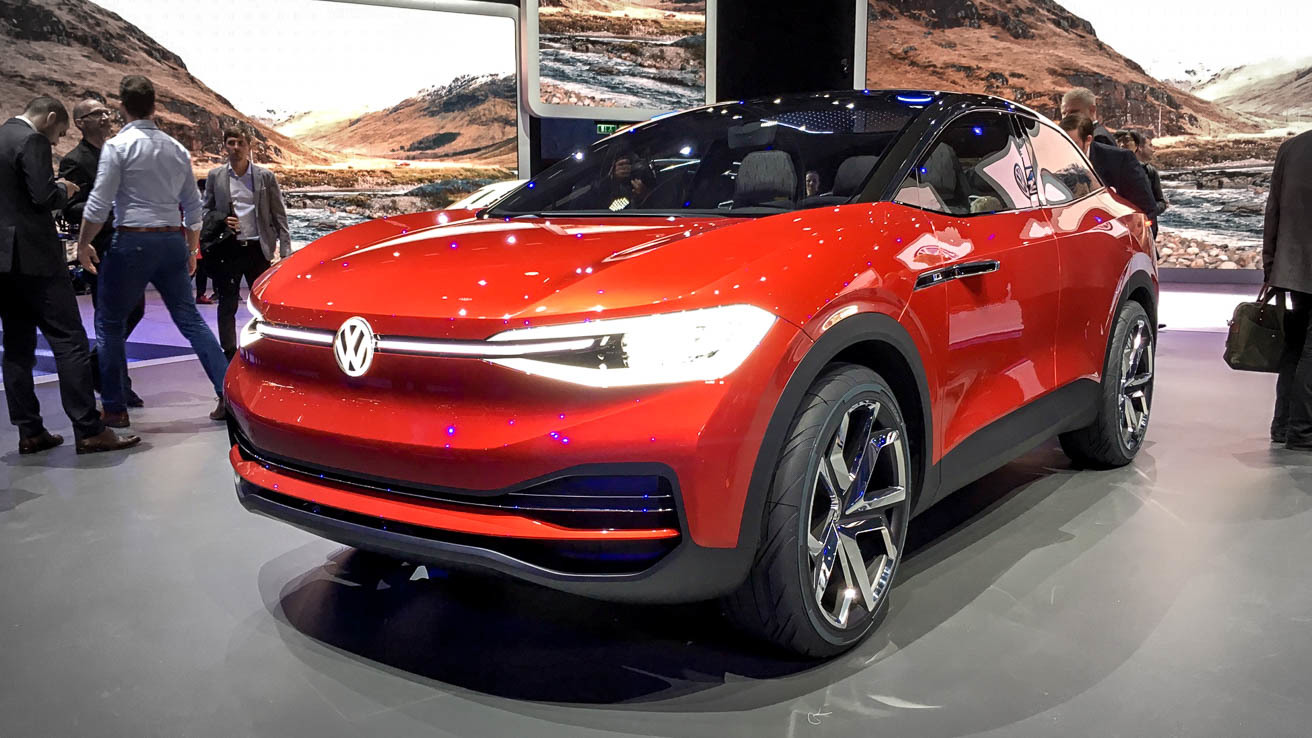 Volkswagen представил новый электрокросс в цвете «Гибискус» 1