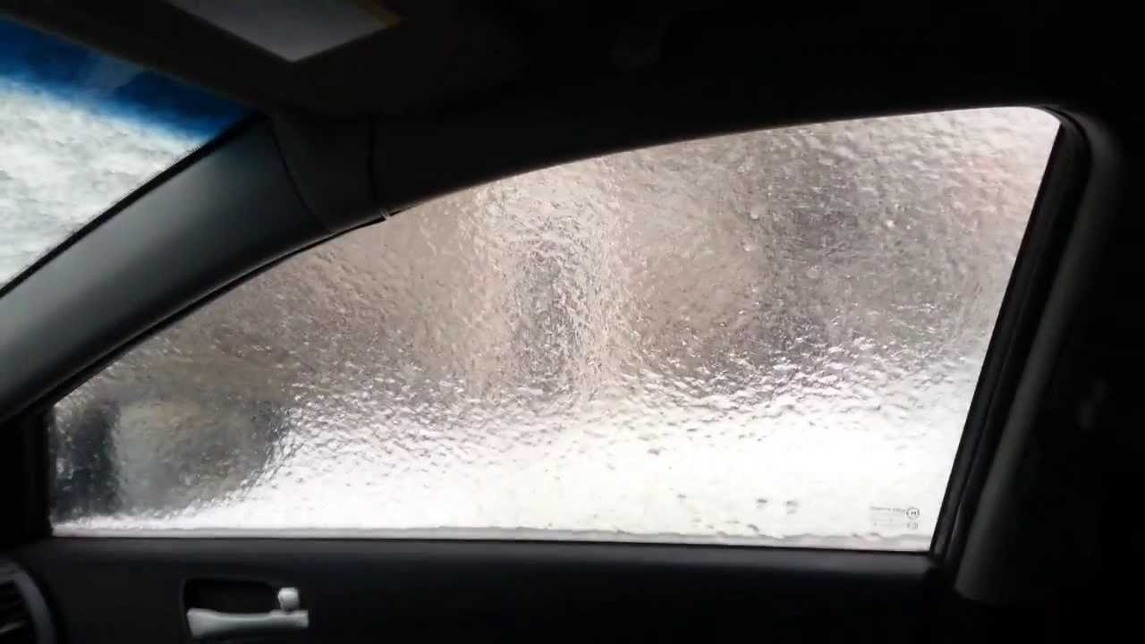 Что делать, если замерзают стекла автомобиля 1