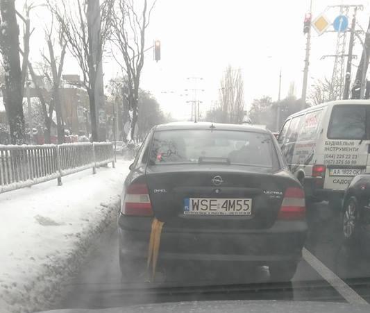 Необычный Opel на польских номерах заметили в Украине 1