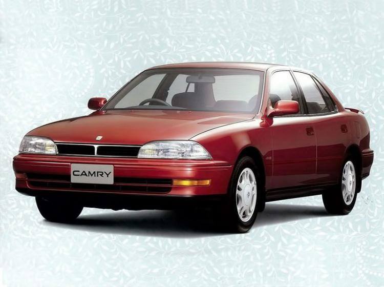 Автомобиль за 3000 долларов: тест-драйв Toyota Camry 3