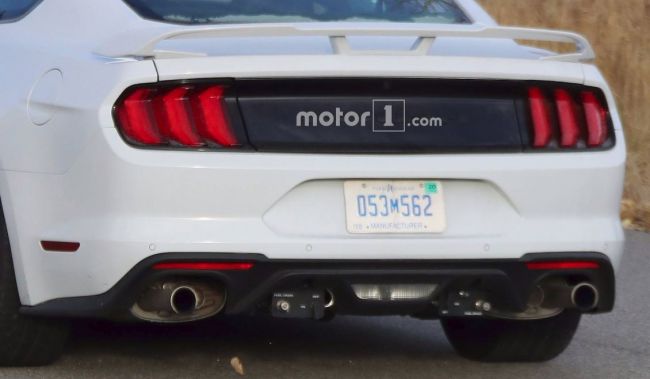 Ford вывел новый Mustang Roush на тесты 4