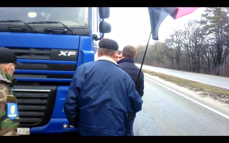 Активисты объявили «блокаду российских фур» в Черниговской области 2