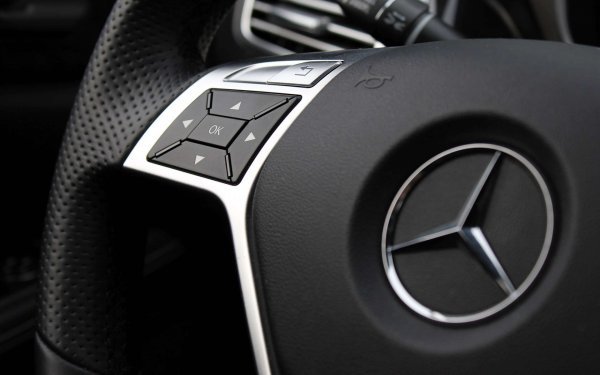 Компания Mercedes-Benz показала свой новый универсал 2