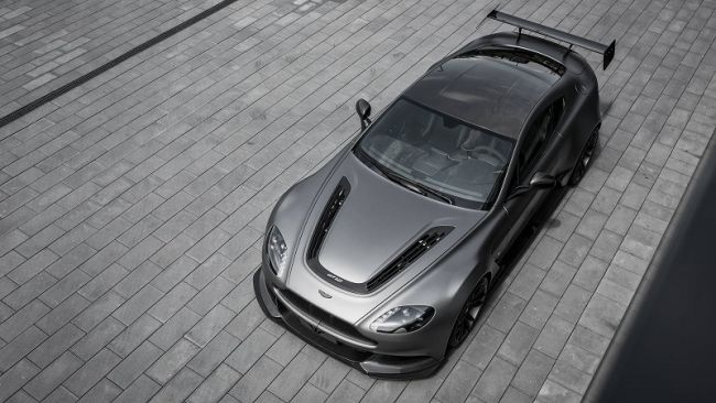 Aston Martin официально представила спорткар Vantage GT12 1
