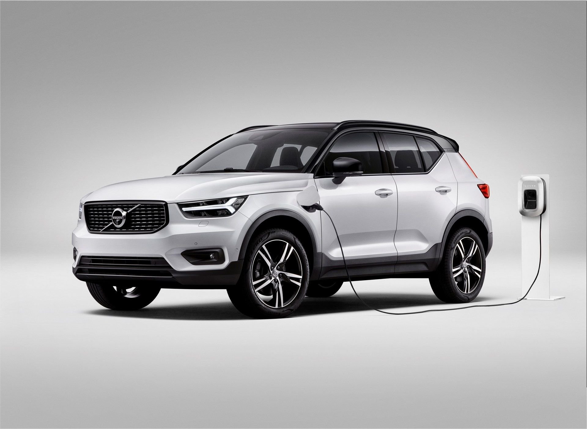 Каждый второй Volvo станет электромобилем 1