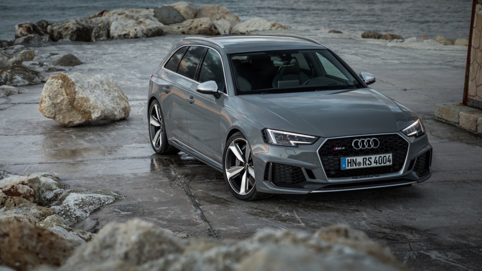 Audi указывает ложные данные об отдаче RS4 1
