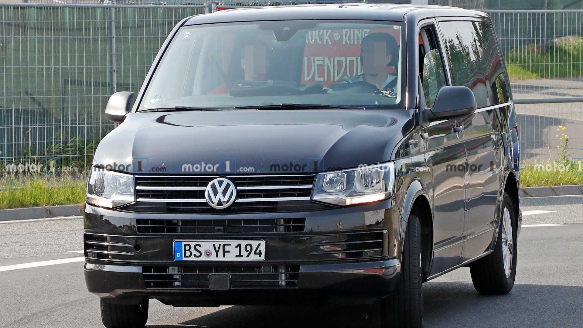 На тесты вышло седьмое поколение VW Transporter 1