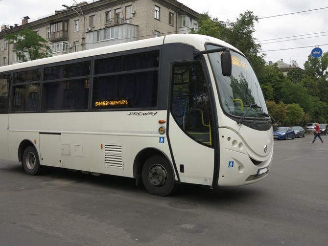 В Украине замечен редкий автобус уже несуществующей марки 1