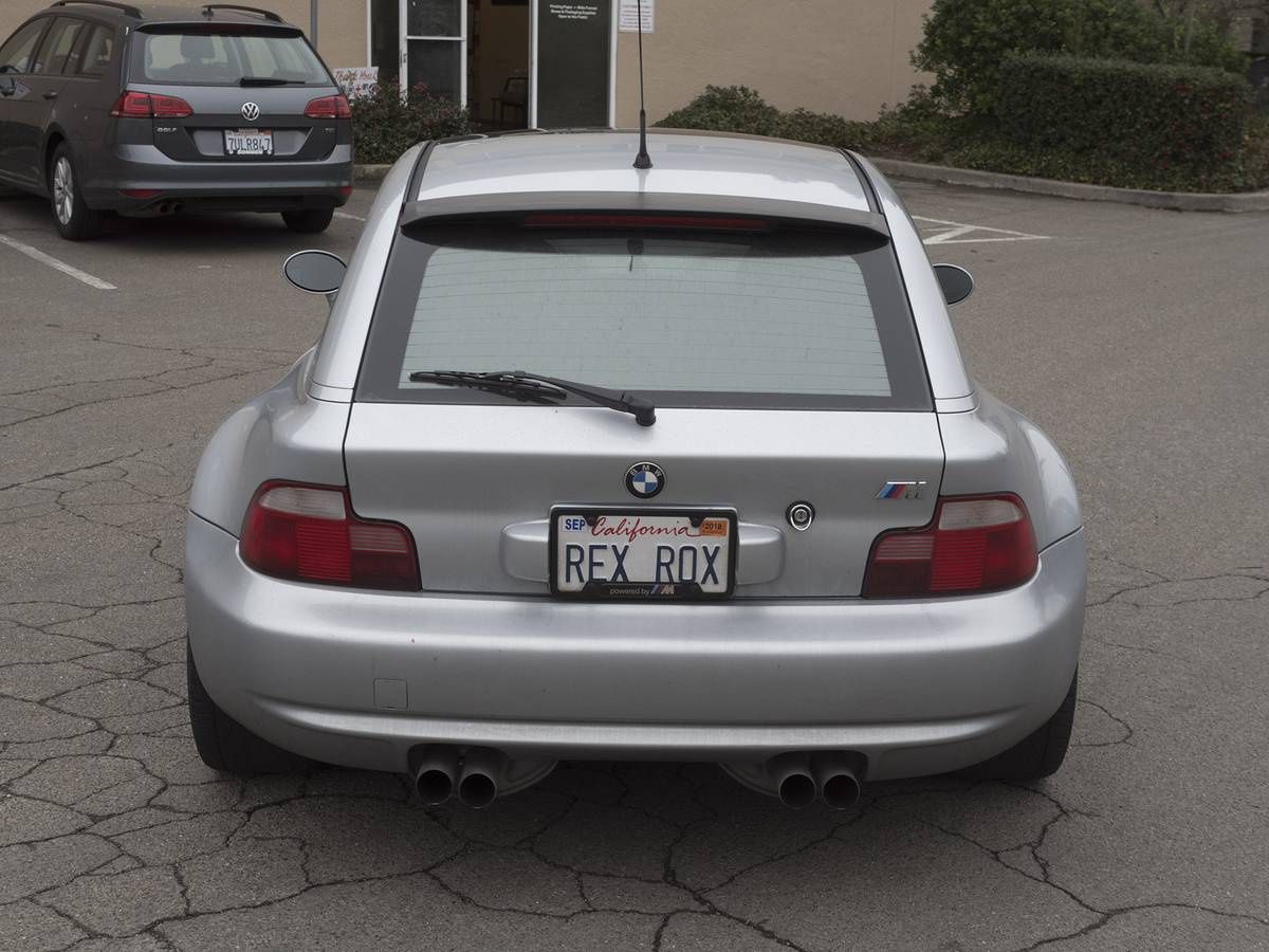 20-летний BMW с пробегом почти 500 000 км оценили в $10 000 2