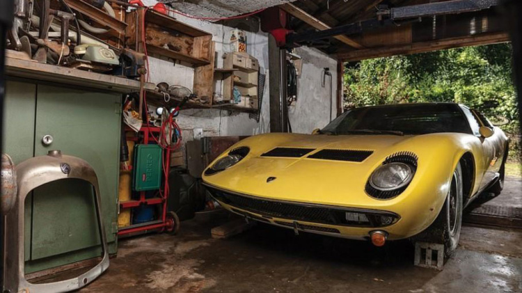 Пылившийся в сарае 50-летнний Lamborghini продали за баснословные деньги 1