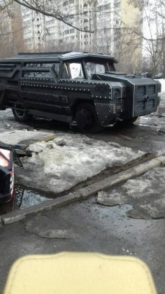 В Украине замечены таинственные автомобили неизвестного предназначения 2