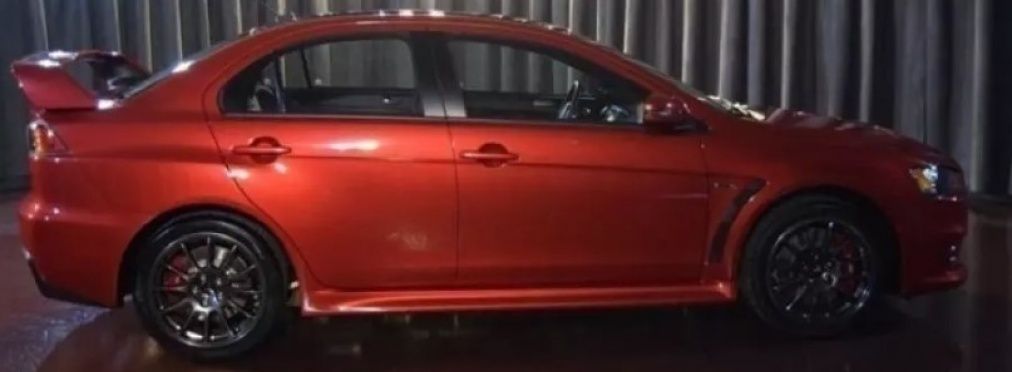 Последний Mitsubishi Lancer Evo продают по баснословной цене 1