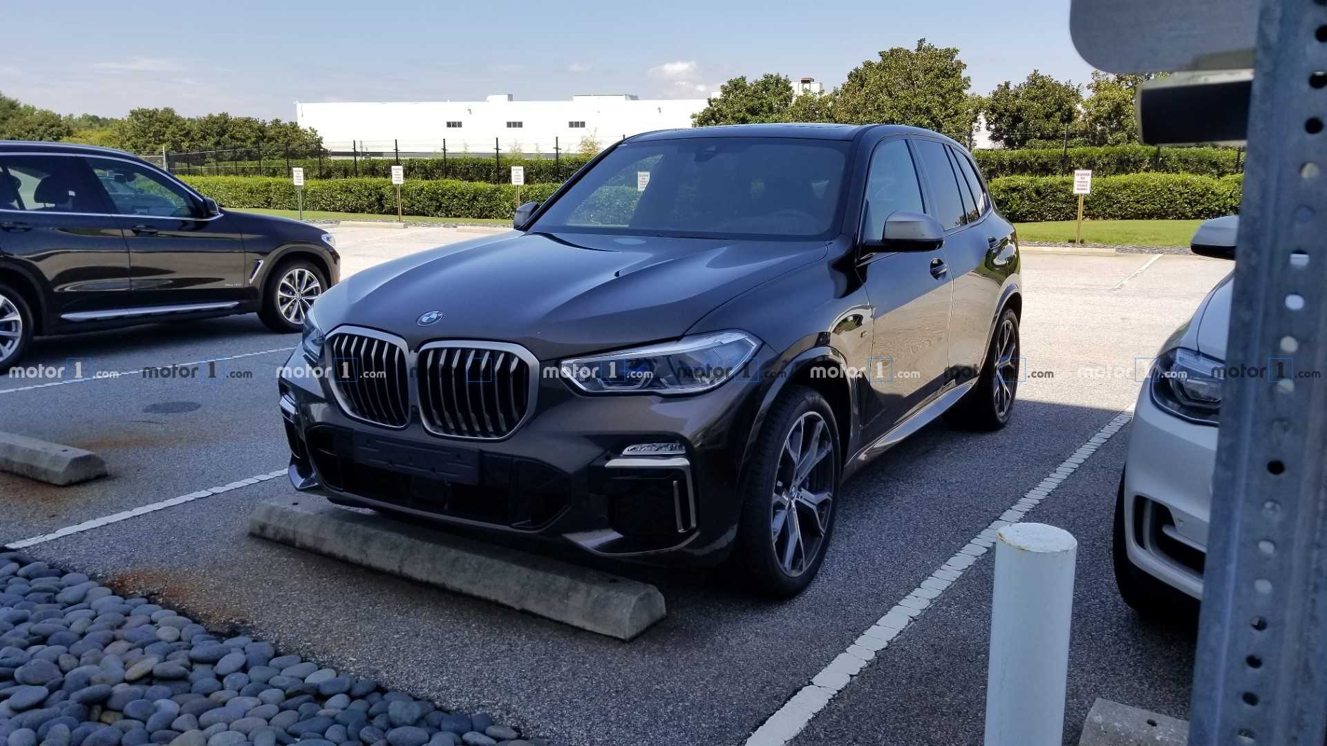 Новый BMW X5 M50i замечен на тестах 3