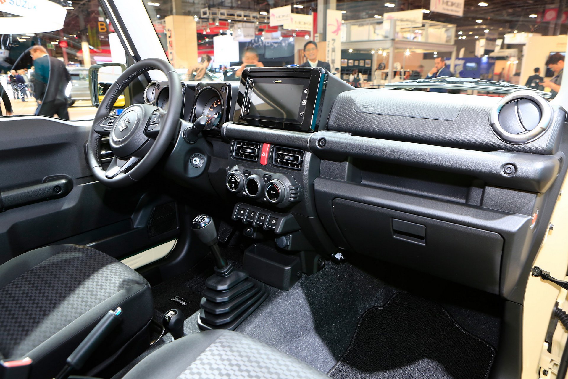 Новый Suzuki Jimny раскупили на год вперед 2