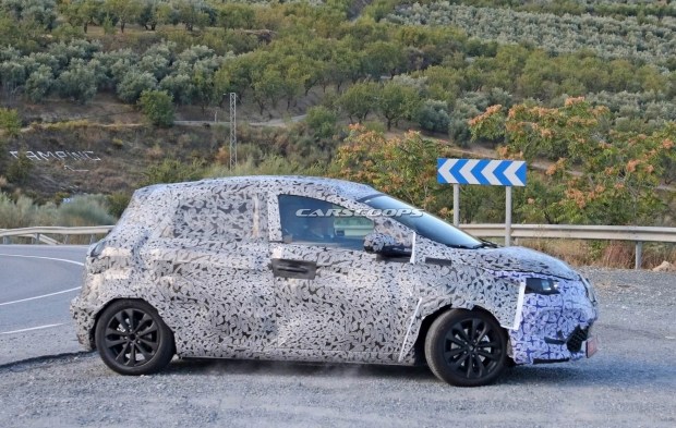 Обновленный электромобиль Renault ZOE 2 должен выйти на рынок уже в этом году 2