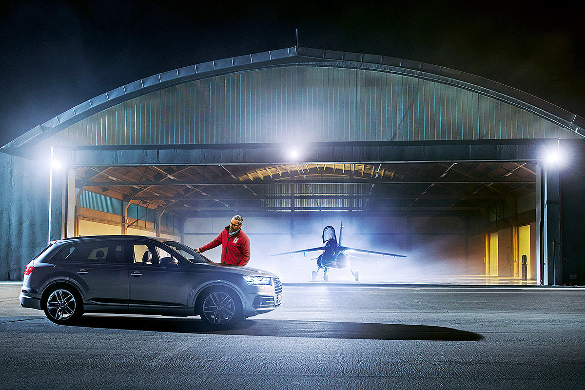 «На запредельной скорости»: тест-драйв Audi SQ7 1
