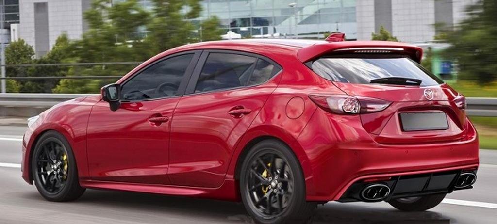 Обновленный Mazda 3 получил агрессивный дизайн 2