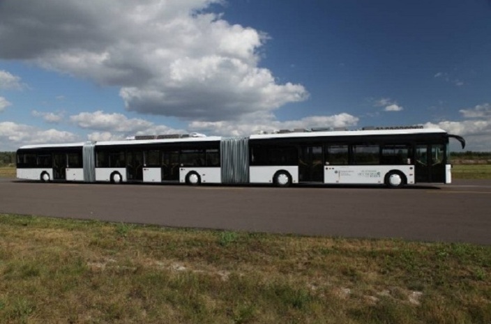 Самый длинный автобус в мире 1