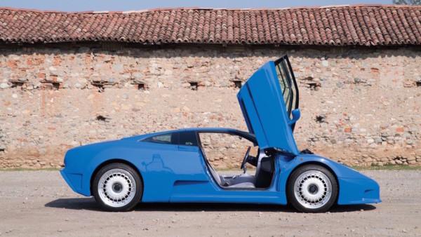 Редчайший Bugatti представили на аукционе 1