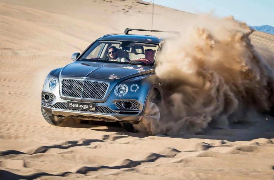 Bentley vs Range Rover: «невероятный» тест-драйв на скорость 1