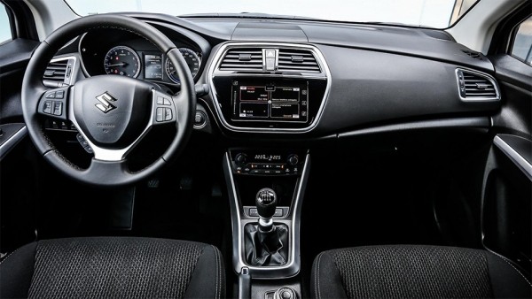 Кроссовер Suzuki SX4 «остался» без атмосферного двигателя 4