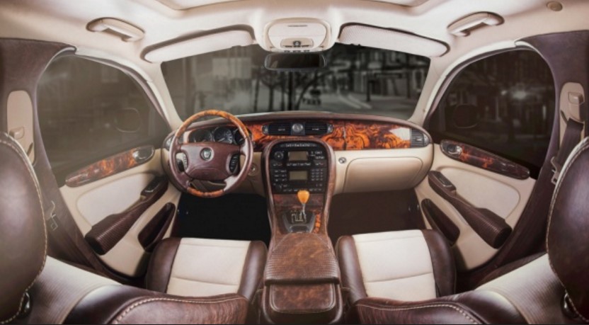 «По-богатому»: тюнеры пропитали Jaguar XJ «элитным» ароматом 1